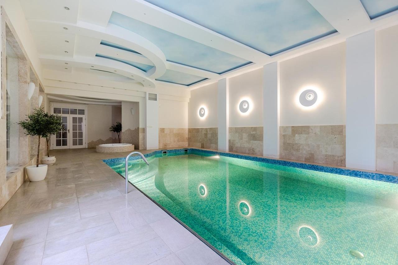 Luxury Villa Indoor Pool Warsaw Magdalenka Eksteriør bilde