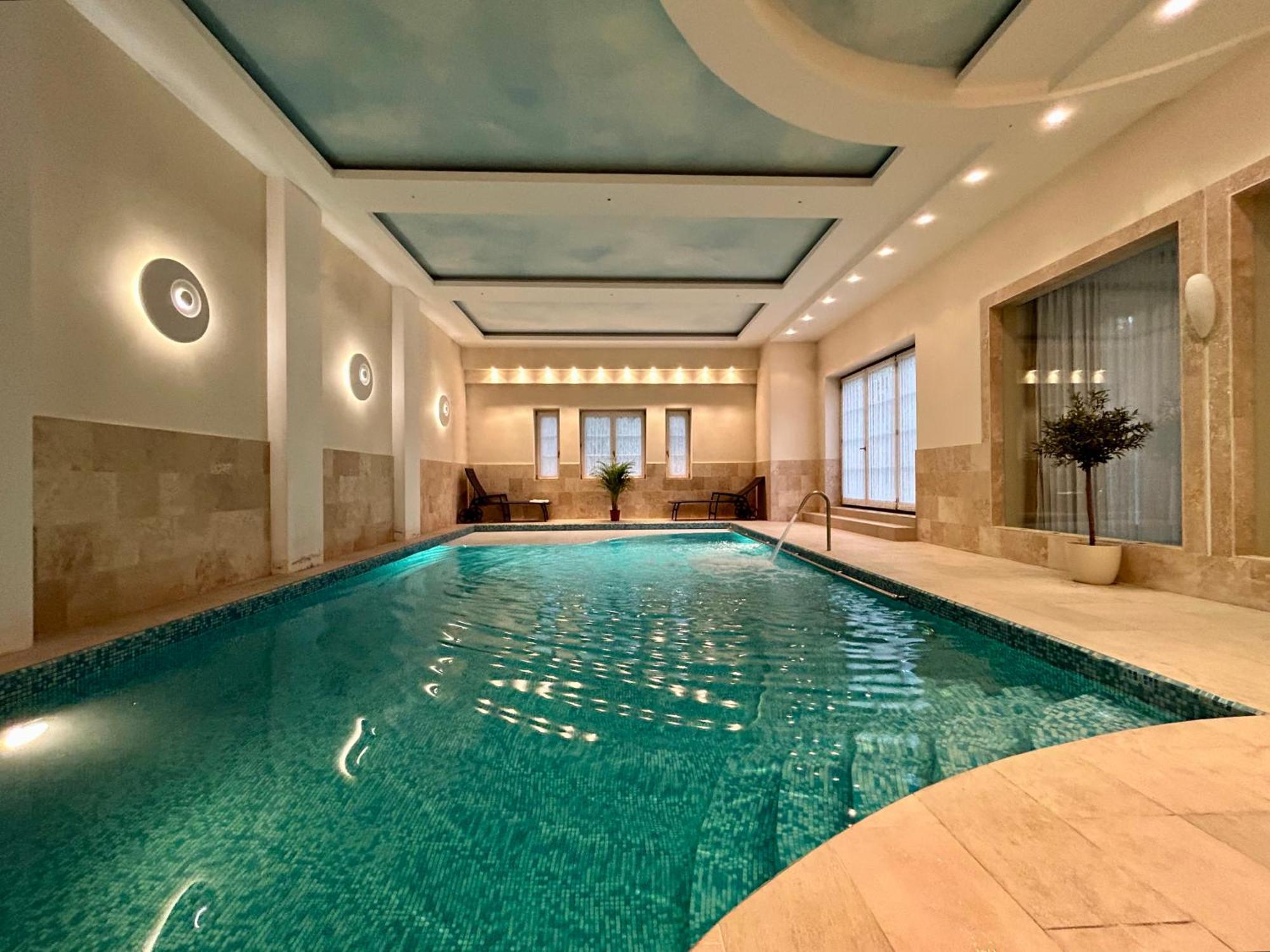 Luxury Villa Indoor Pool Warsaw Magdalenka Eksteriør bilde